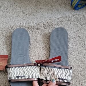 Havaianas Gray Sandals with Cream Herringbone Strap and Gun Metal Trim